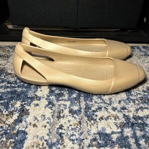 Crocs Iconic Comfort Shiny Gold Sienna Slip-On Flats Size 11